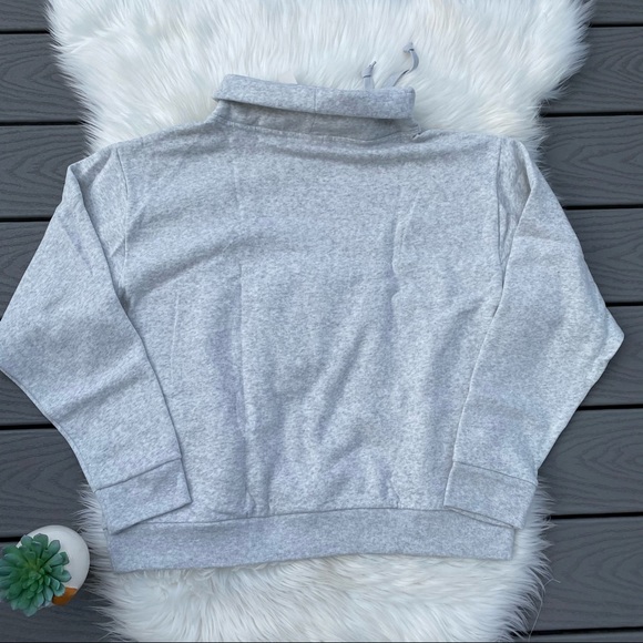 VS PINK Gold Shimmer Logo Set - Picture 4 of 9